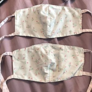 2 cloth face masks✨